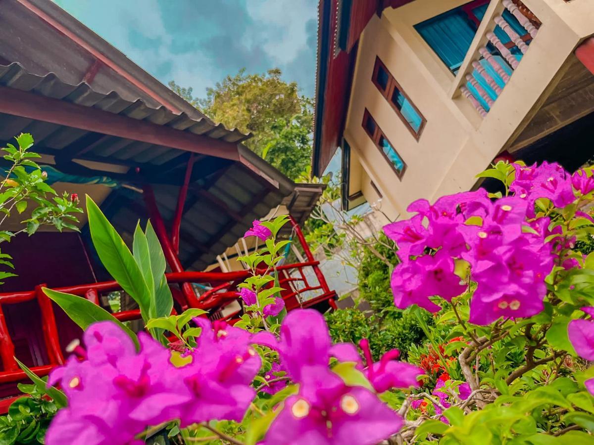 Tanouy Garden * Baan Khai