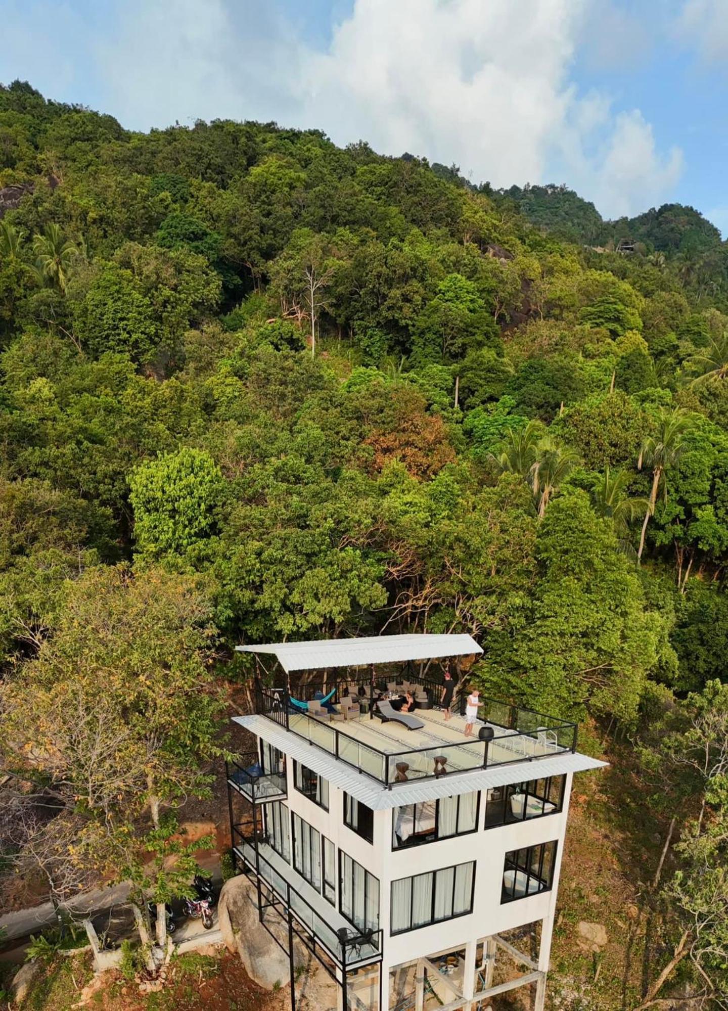 Ferienhaus Tanouy Garden *